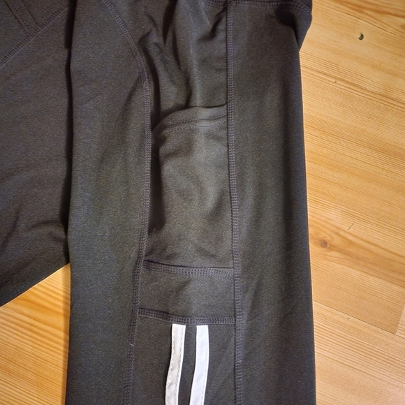 Fashion Forward Women's Side Stripped Side Pocket Joggers - Picture 7 of 8